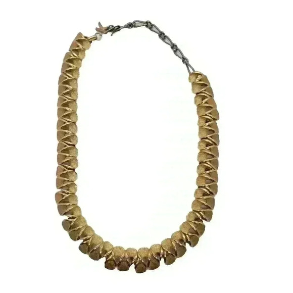 Vintage Necklace Gold Textured Wavy Loops Signed Kramer K Dangle Rare Fancy - Picture 8 of 9